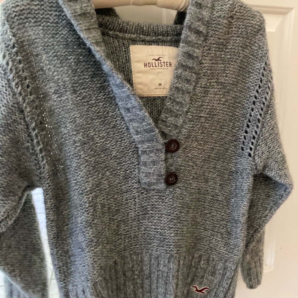 Hollister gray sweater with buttons size medium